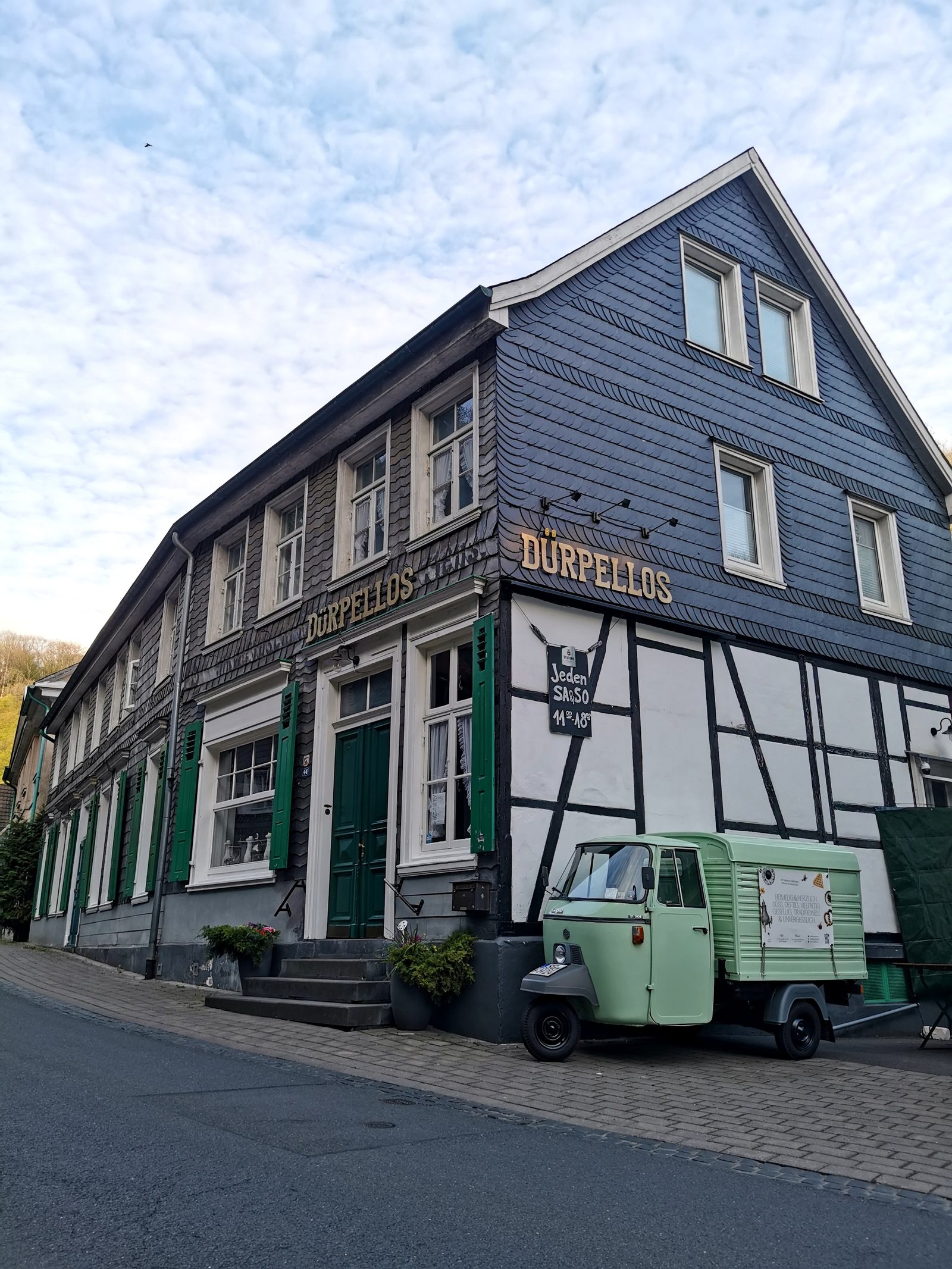 Das Dürpellos mit der Ape