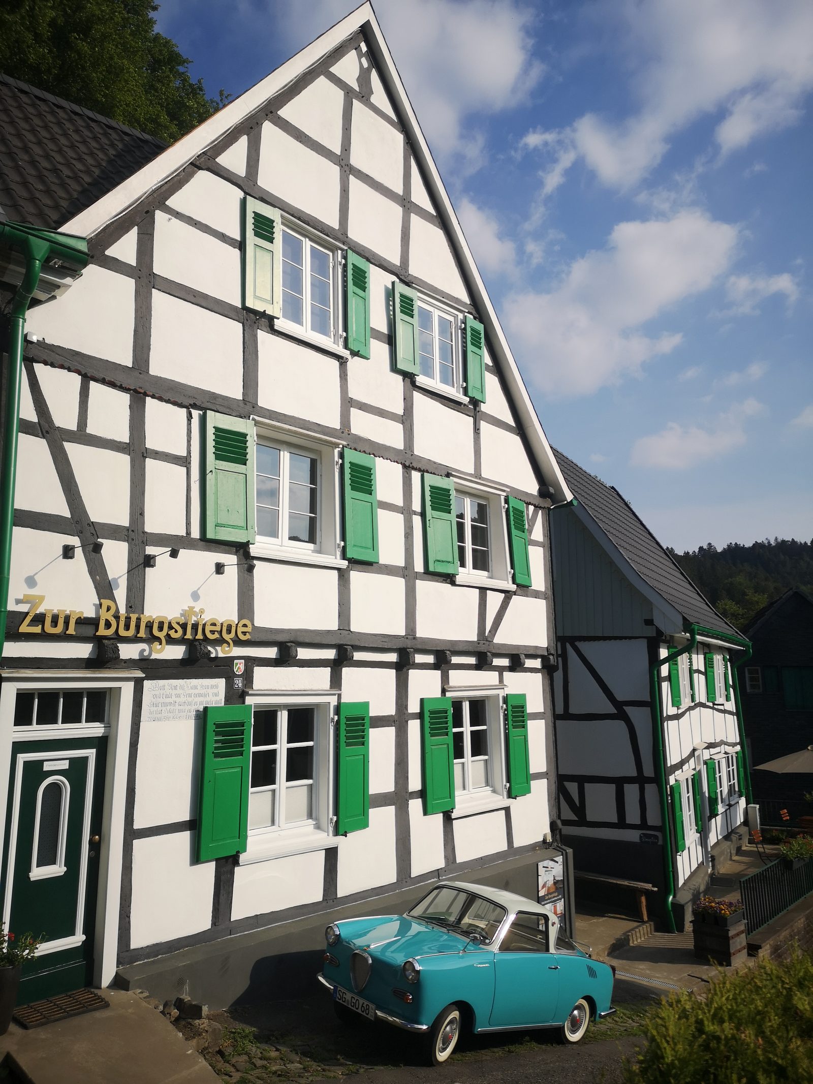 Die Burgstiege an einem Frühlingsabend