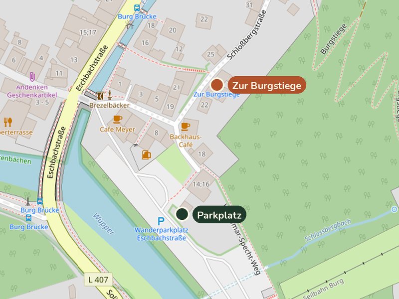 Kartenausschnitt von Unterburg: die Burgstiege an der Schloßbergstraße und der Gäste-Parkplatz (Wanderparkplatz Eschbachstraße), daneben die Eschbachstraße mit der Haltestelle Burg Brücke